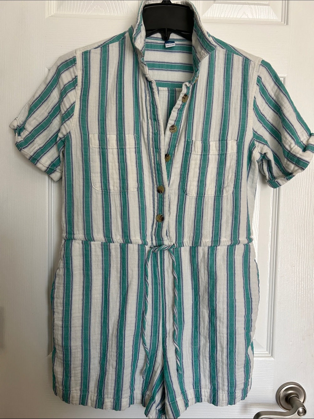 Old Navy Striped Short Sleeve Romper in Teal & White 2 front pockets